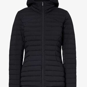 Lululemon Women's Black Puffer Jacket